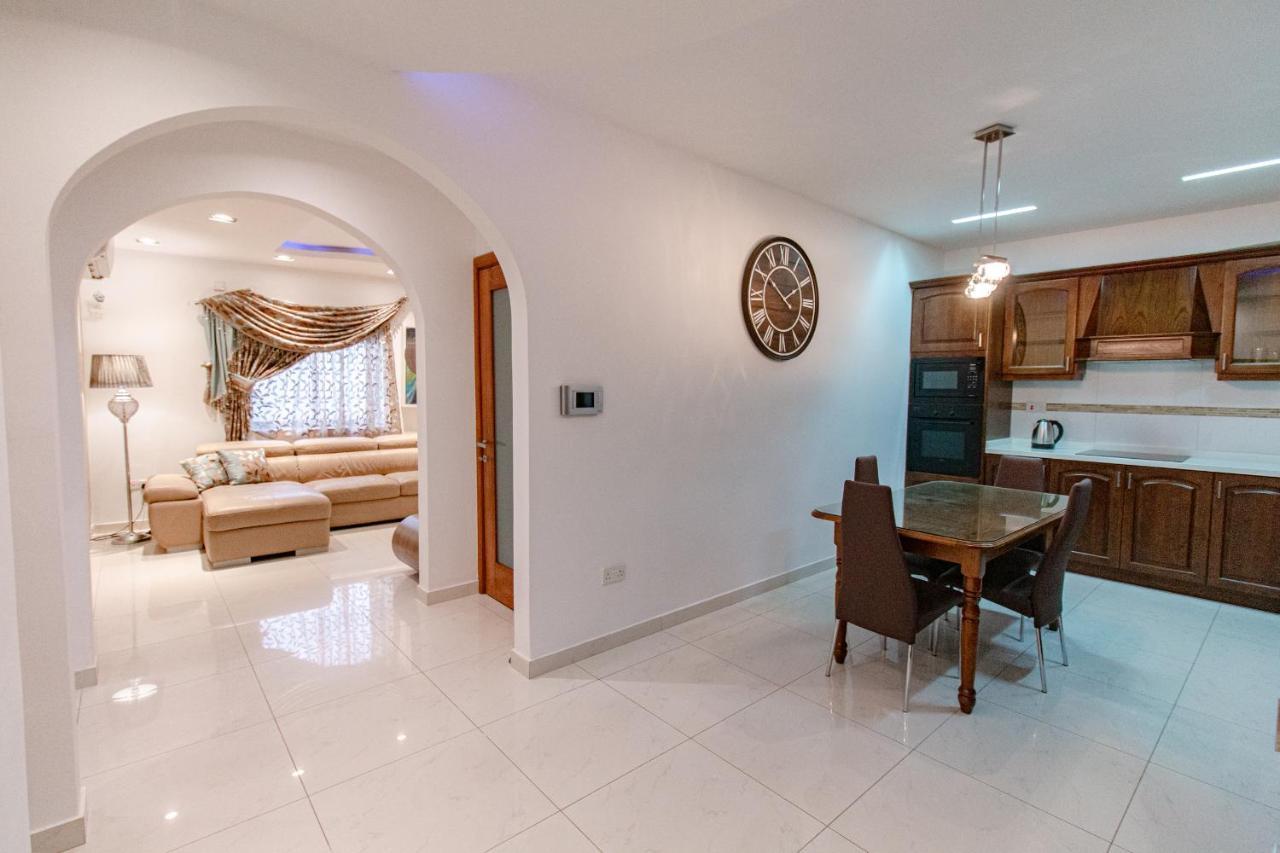 Stylish Corner Maisonette - Sunflower Birkirkara Exteriör bild